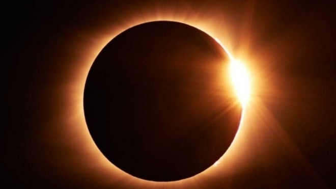 GRAN EXPECTATIVA POR EL ECLIPSE QUE PODRÁ VERSE EN TODO EL PAÍS