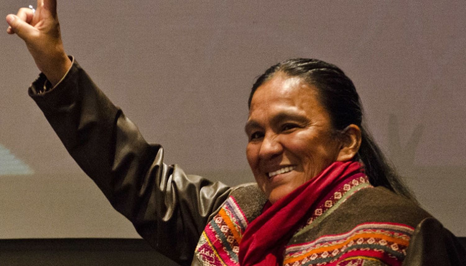 BARRANCOS: “MILAGRO SALA ES UN CASO DE ESCARMIENTO A LA MUJER ”