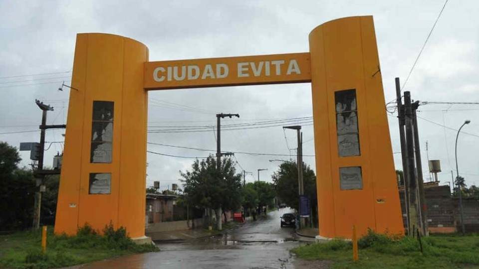 LA PROVINCIA INICIÓ MEGAOBRA DE VIVIENDAS EN CIUDAD EVITA