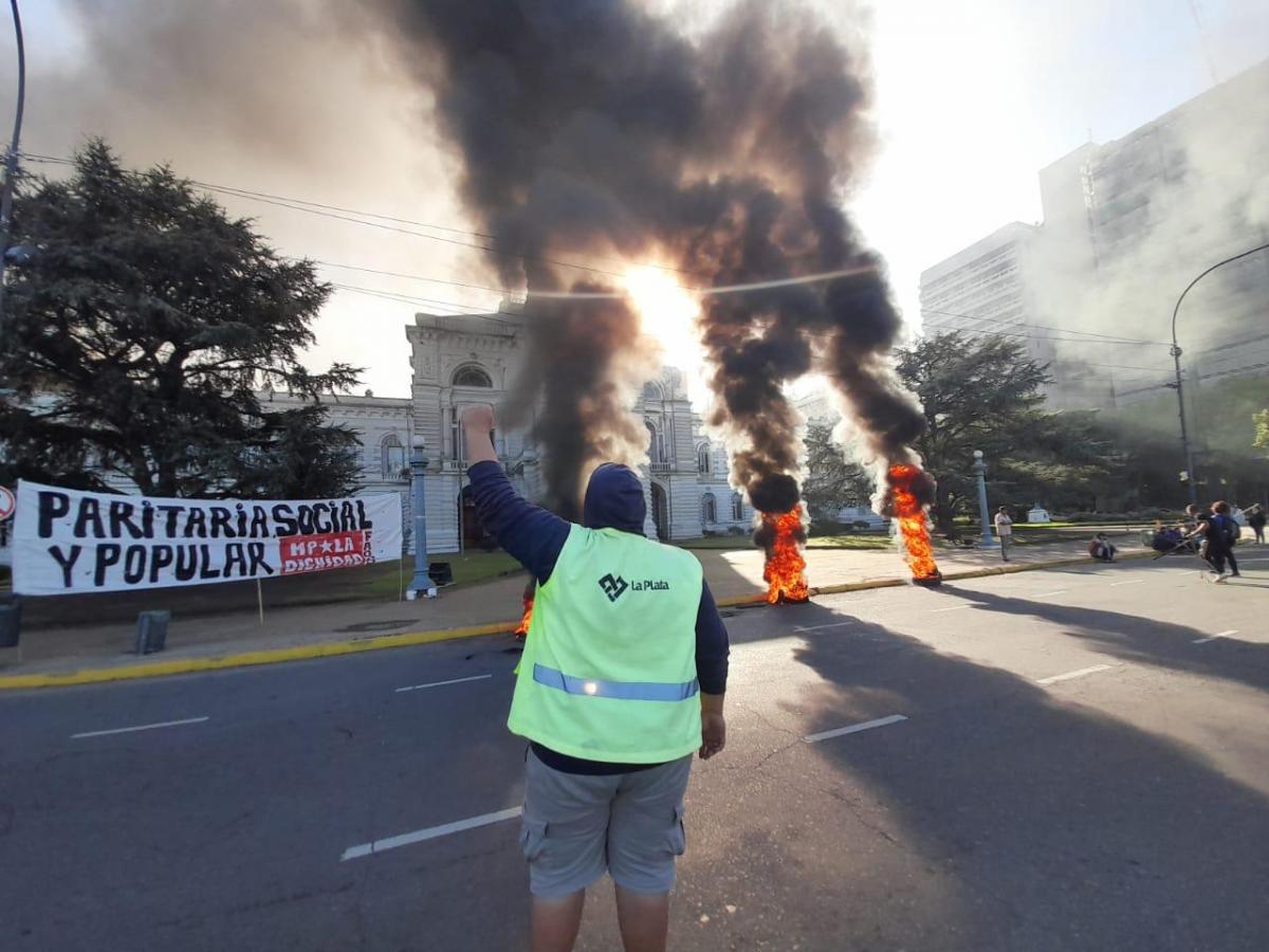 LA PLATA: SIGUE EL CONFLICTO ENTRE COOPERATIVISTAS Y EL MUNICIPIO