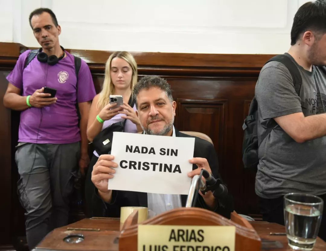 LUIS ARIAS: “NO HUBO LOGROS EN LA GESTIÓN DE JULIO GARRO”