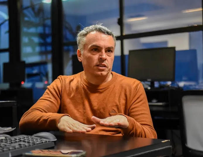 ESTEBAN PAULÓN: "TENEMOS QUE APOSTAR A UNA POLÍTICA DE IDEAS"