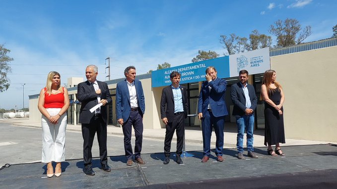 AXEL KICILLOF INAUGURÓ UNA NUEVA ALCAIDÍA DEPARTAMENTAL