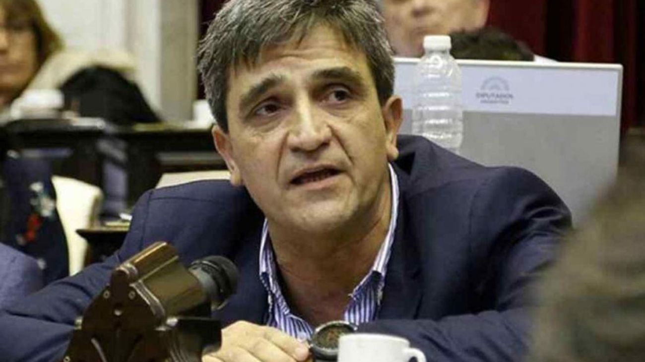 PABLO YEDLIN: “EL GOBIERNO DE MILEI NO QUIERE HACERSE CARGO DE LA SALUD DE LA POBLACIÓN”