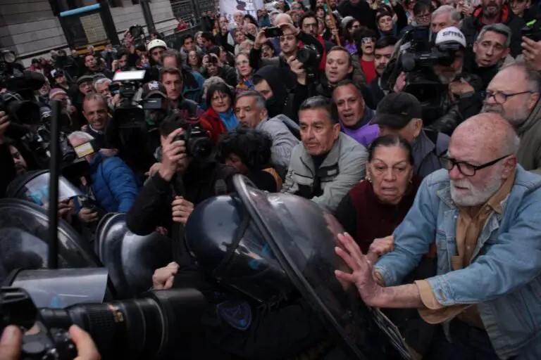 MARCOS WOLMAN: “NO HABÍA ELEMENTOS PARA QUE LA POLICÍA REPRIMA COMO LO HIZO”