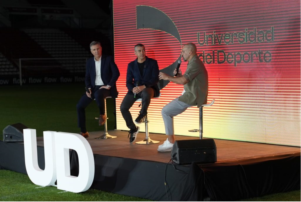 ANA GARCÍA MUNITIS: “APOSTAR A LA EDUCACIÓN ES APOSTAR AL FUTURO Y ESO ME IMPULSÓ A FORMAR PARTE DE ESTA INICIATIVA”