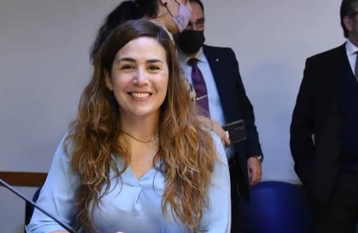 JIMENA LÓPEZ: JOSÉ LUIS ESPERT “RENUNCIÓ POR UN HECHO DELICTIVO”