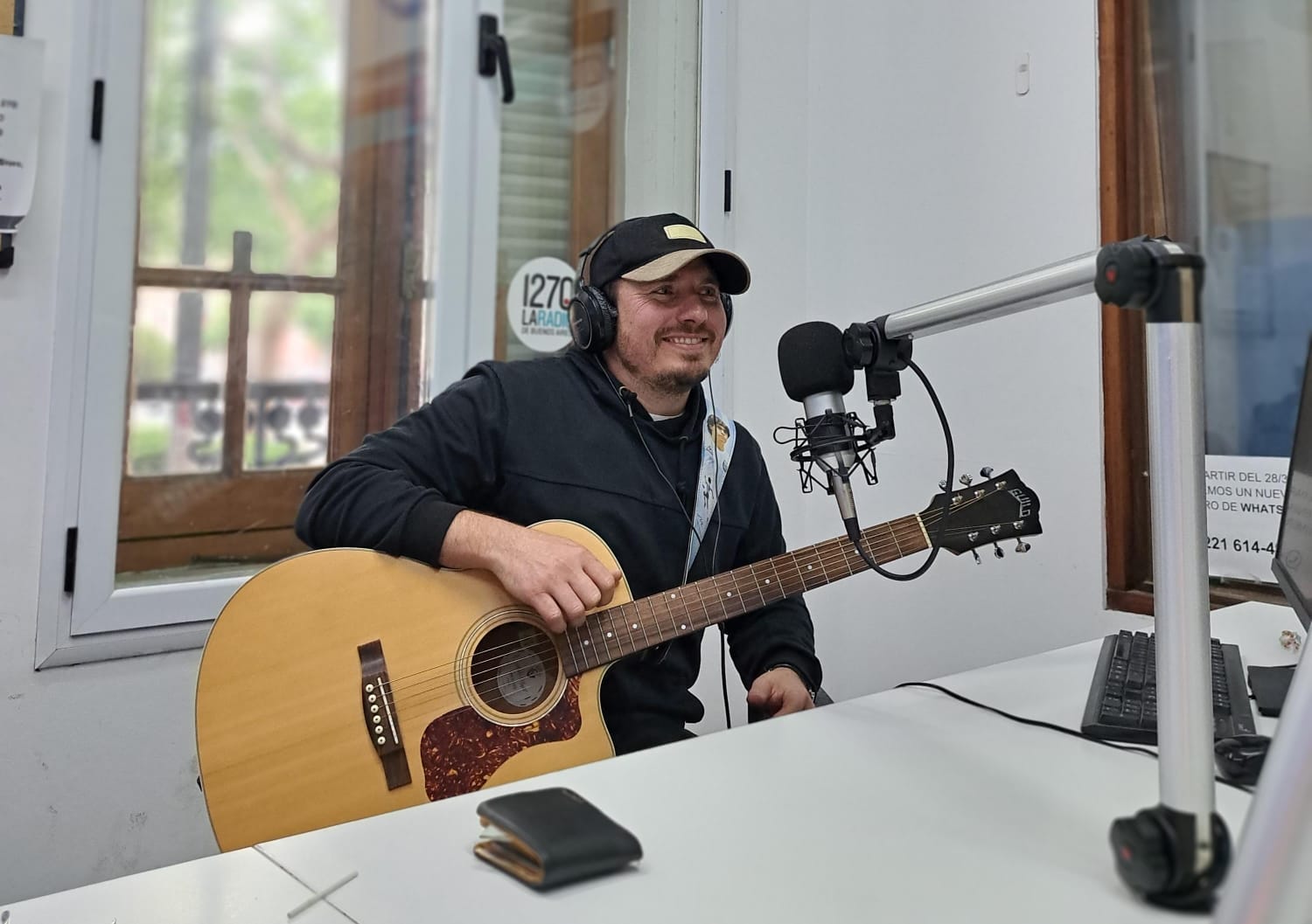 FEDE PESCI SE PRESENTA JUNTO A EZEQUIEL RAFART Y AGUSTINA DELMAR