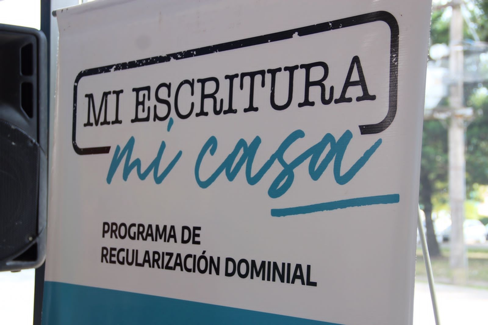 KICILLOF: “EN BOLÍVAR ESTE PROGRAMA “MI ESCRITURA, MI CASA“ FUNCIONA MUY BIEN PORQUE HAY UN MUNICIPIO QUE SE OCUPA DE LA CUESTIÓN DOMINIAL”