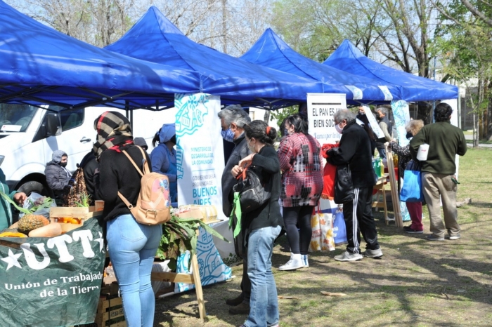 AVANZA EL MERCADO DE PRODUCTORES FAMILIARES